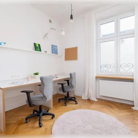 Апартаменты Rodzinny W Centrum Krakowa By Renters Краков
